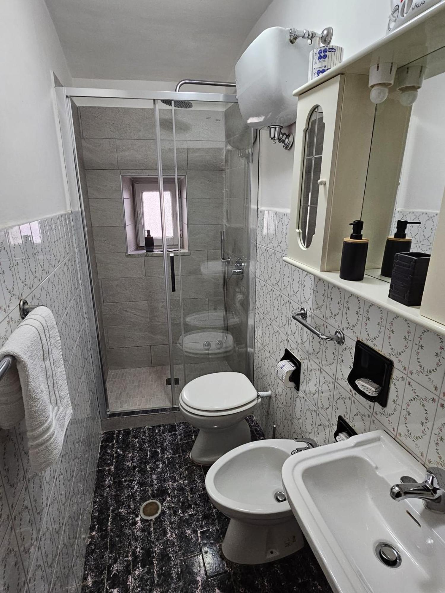 Casa Con Vista Sul Lago Grotte di Castro Екстер'єр фото